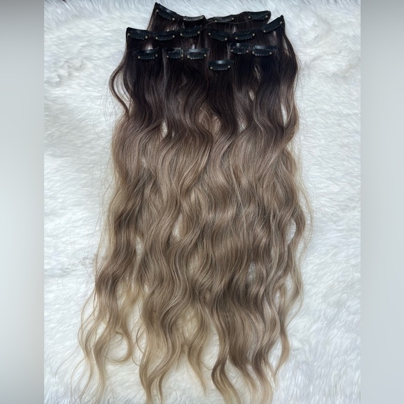 24 In Ombre Hair Style Clip in Hair Extensions dark Roots  Blonde - Human blend - Picture 5 of 12